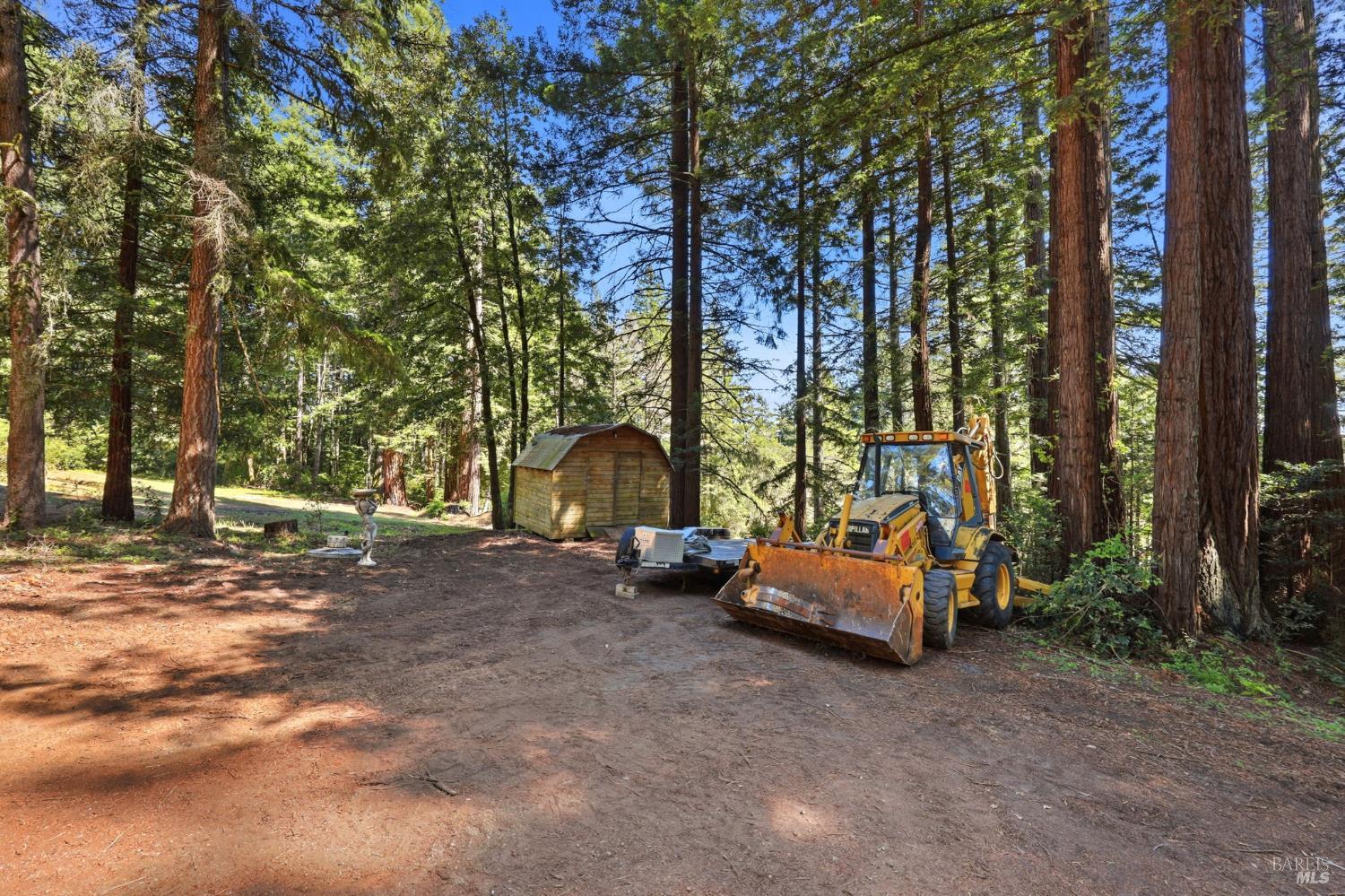 17375 Willow Creek Road