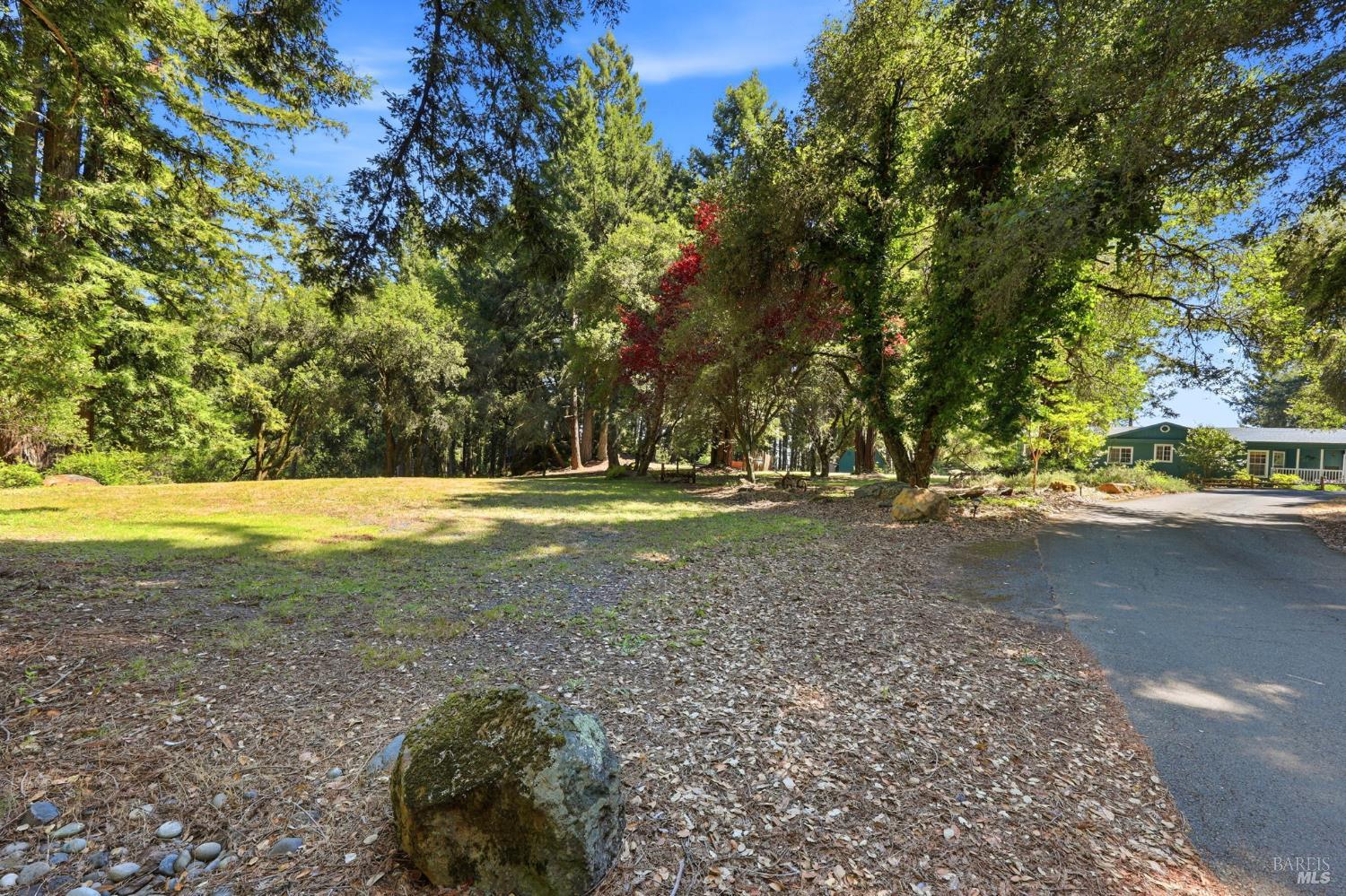 17375 Willow Creek Road