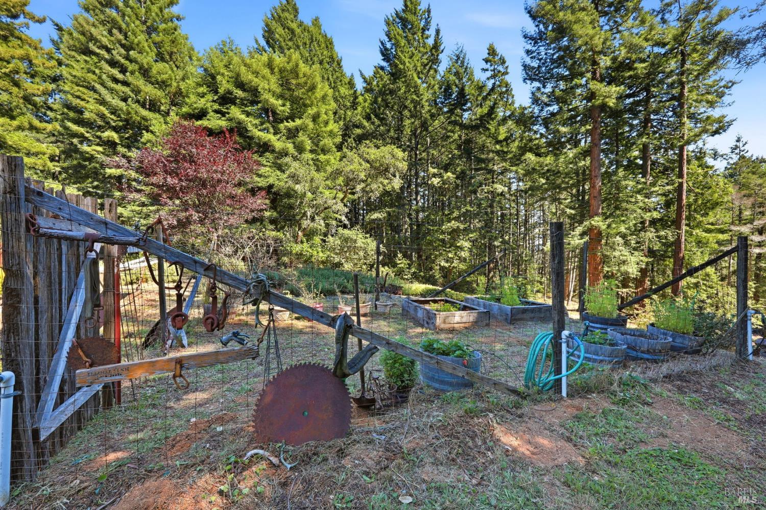 17375 Willow Creek Road