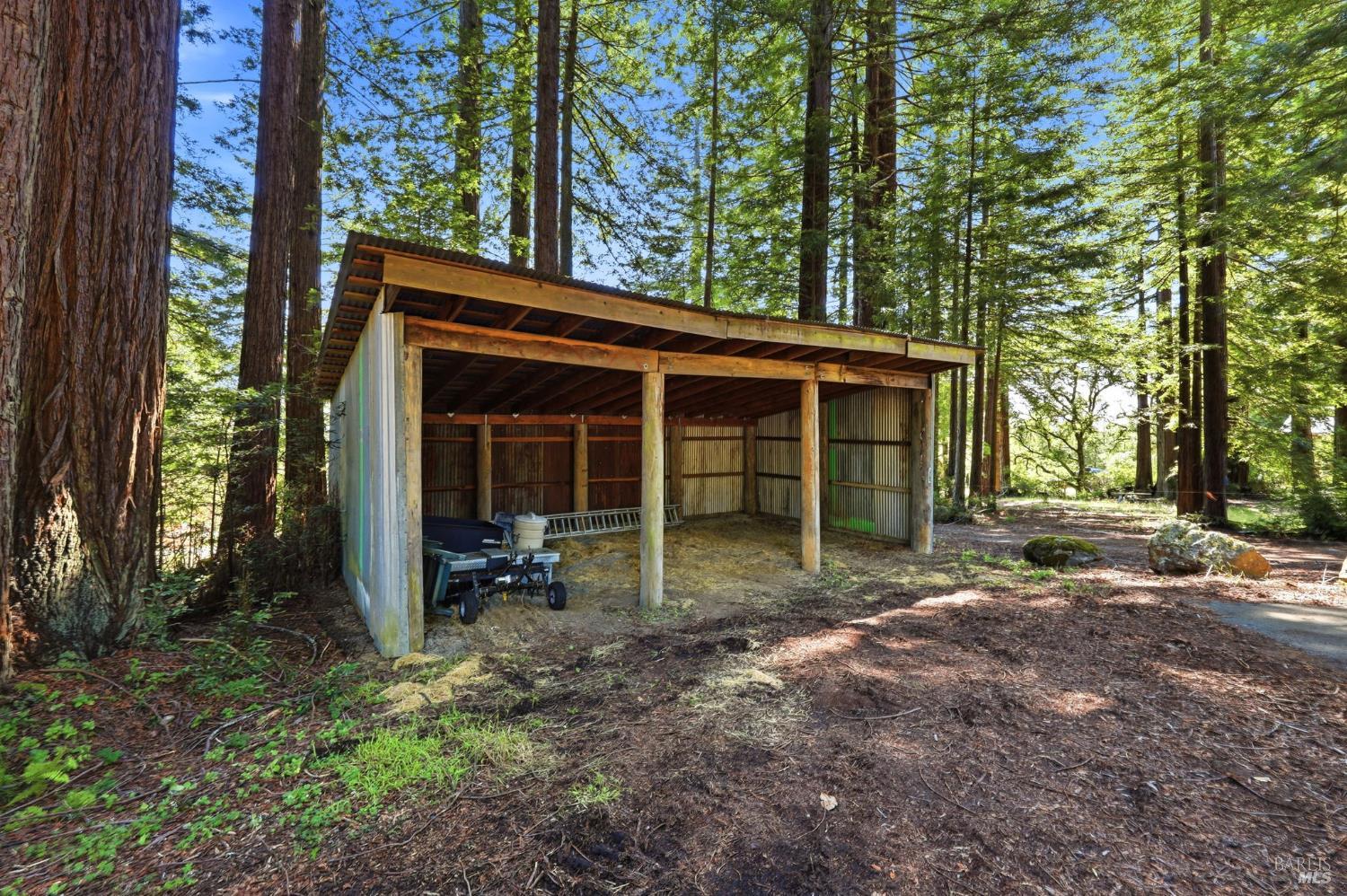 17375 Willow Creek Road