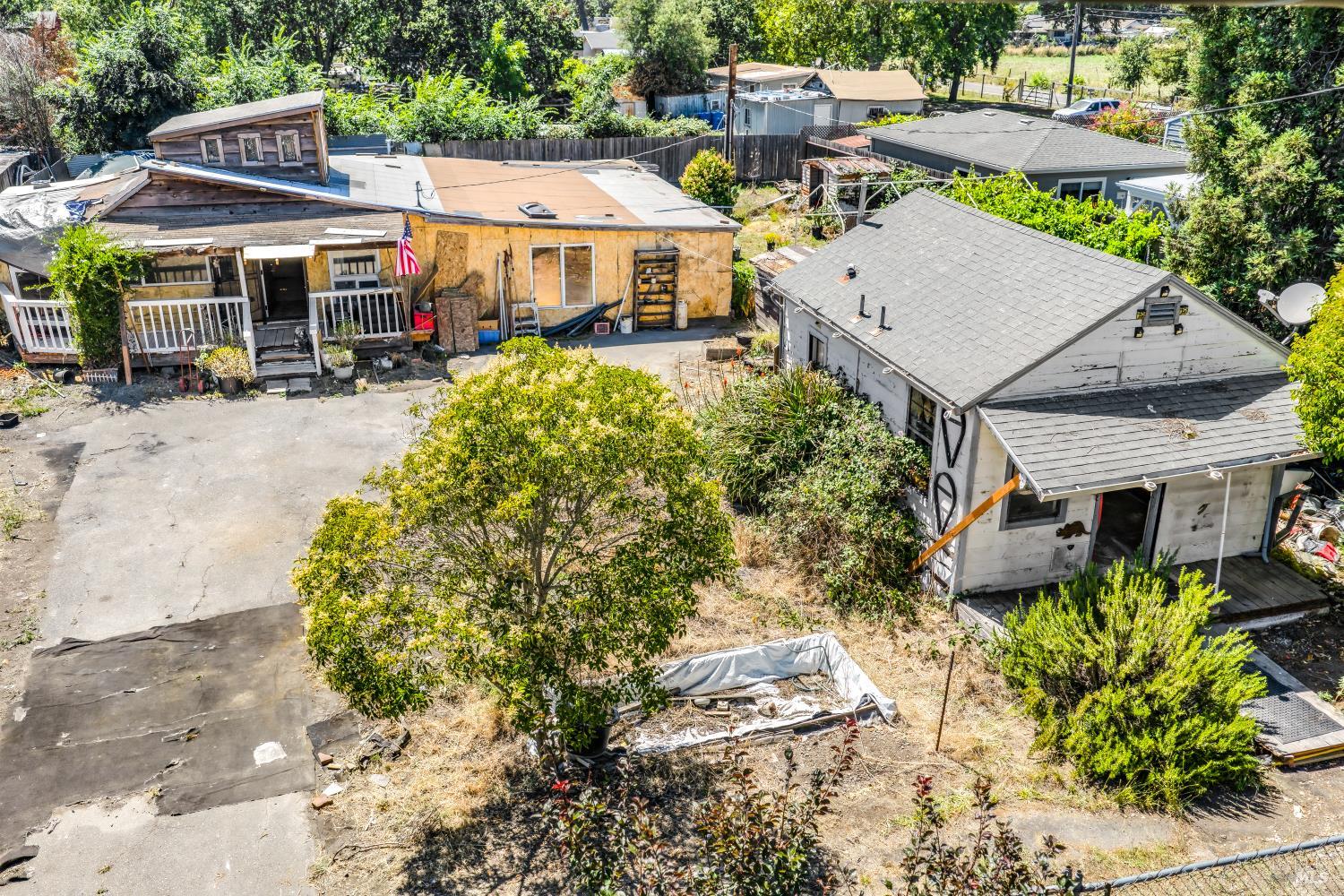 1129 Fresno Avenue