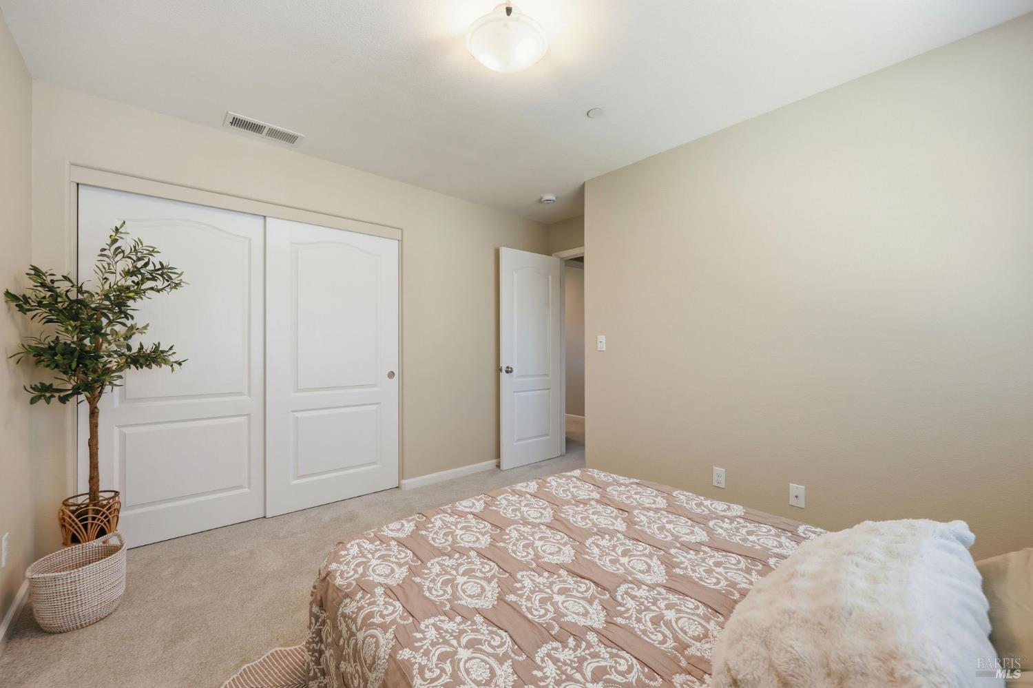 2318 Avignon Circle