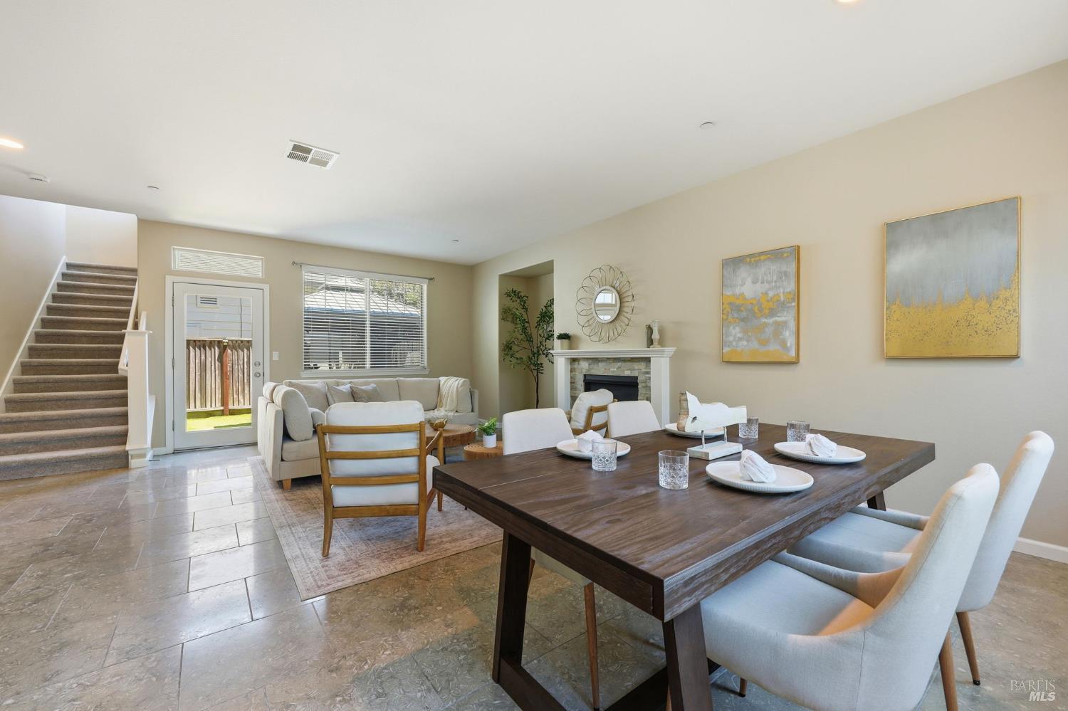 2318 Avignon Circle