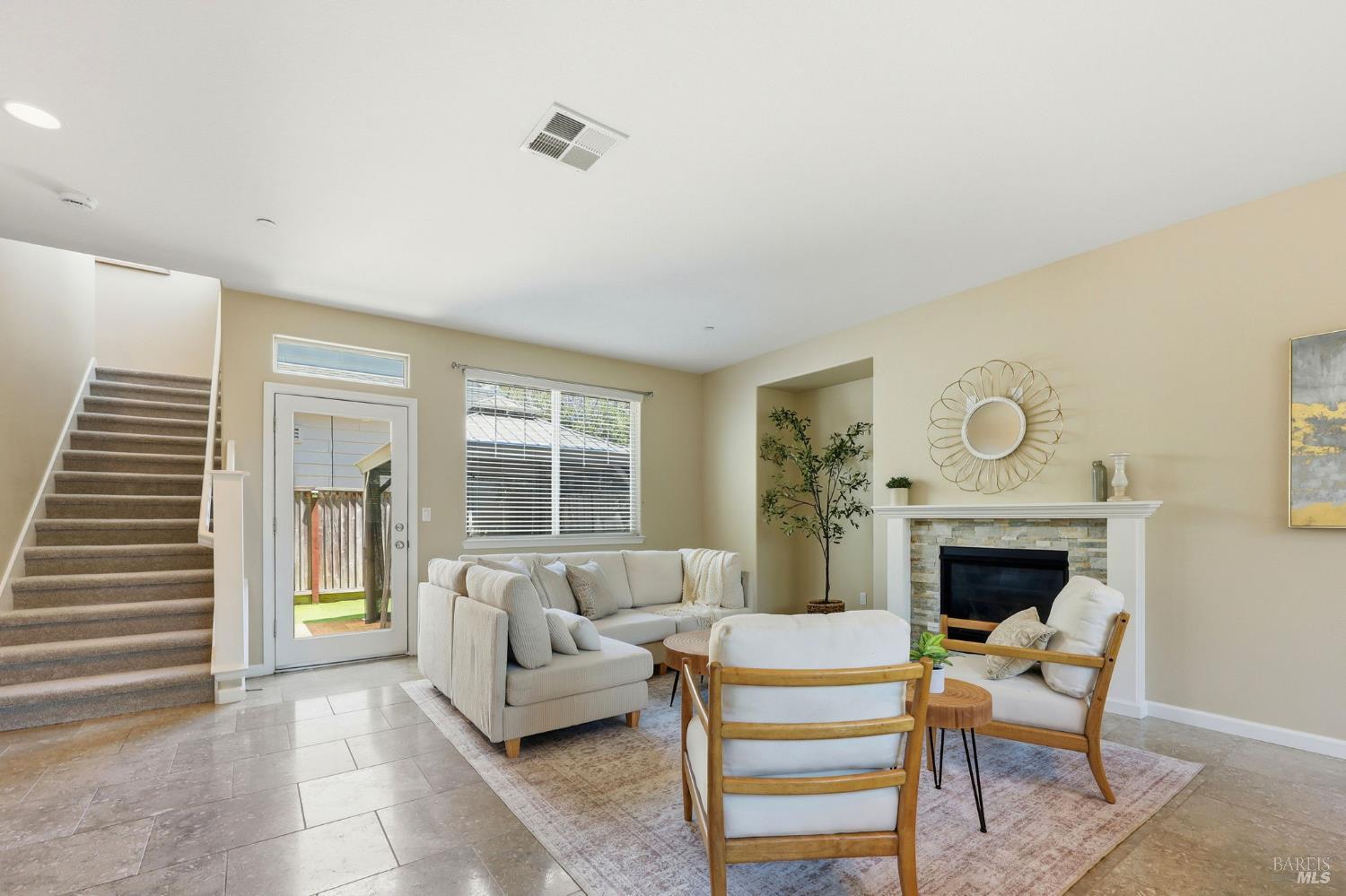 2318 Avignon Circle