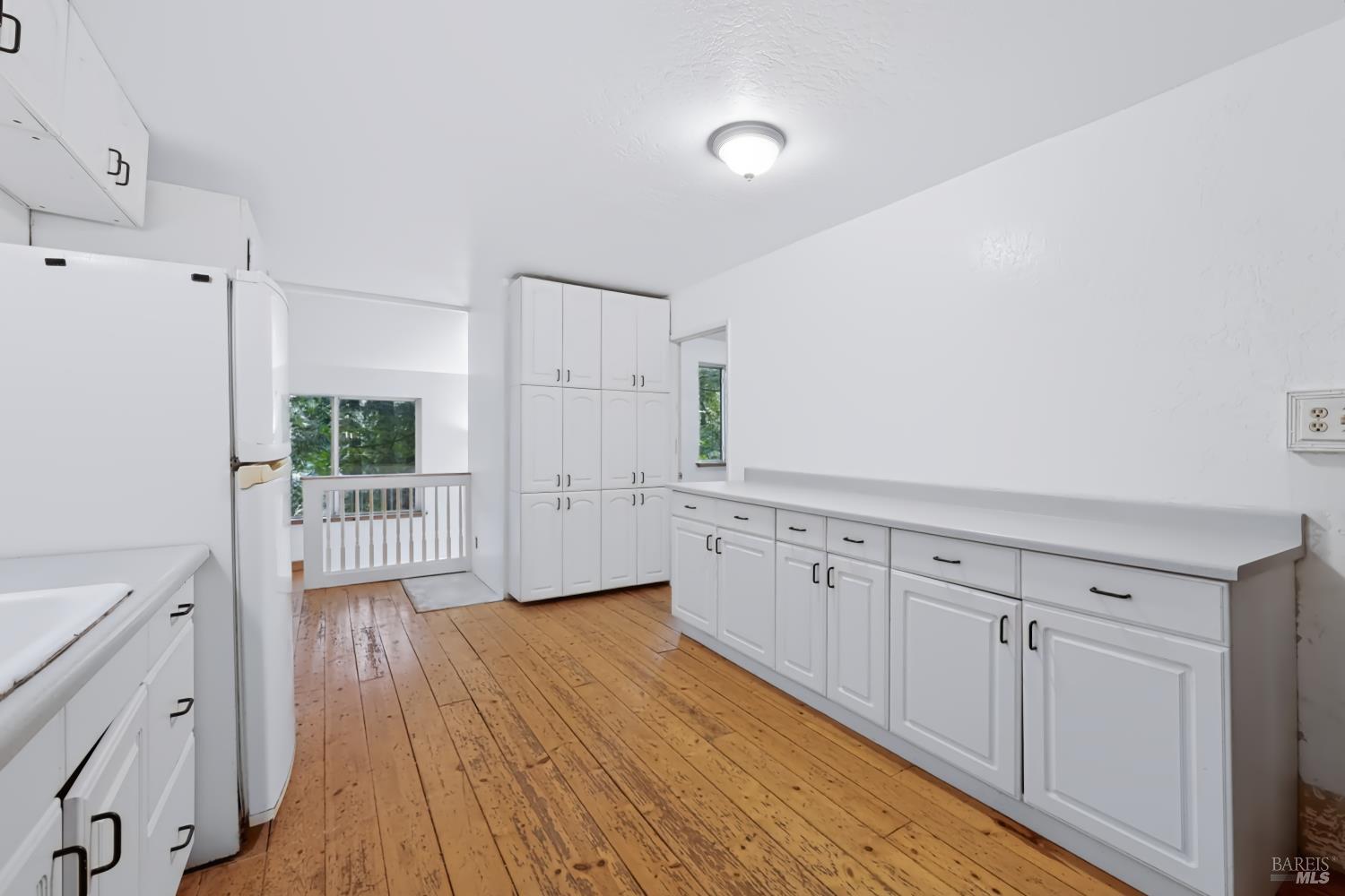 88 Railroad Avenue