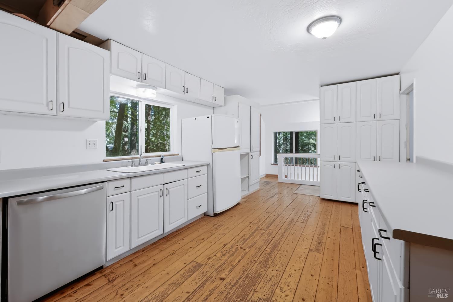 88 Railroad Avenue