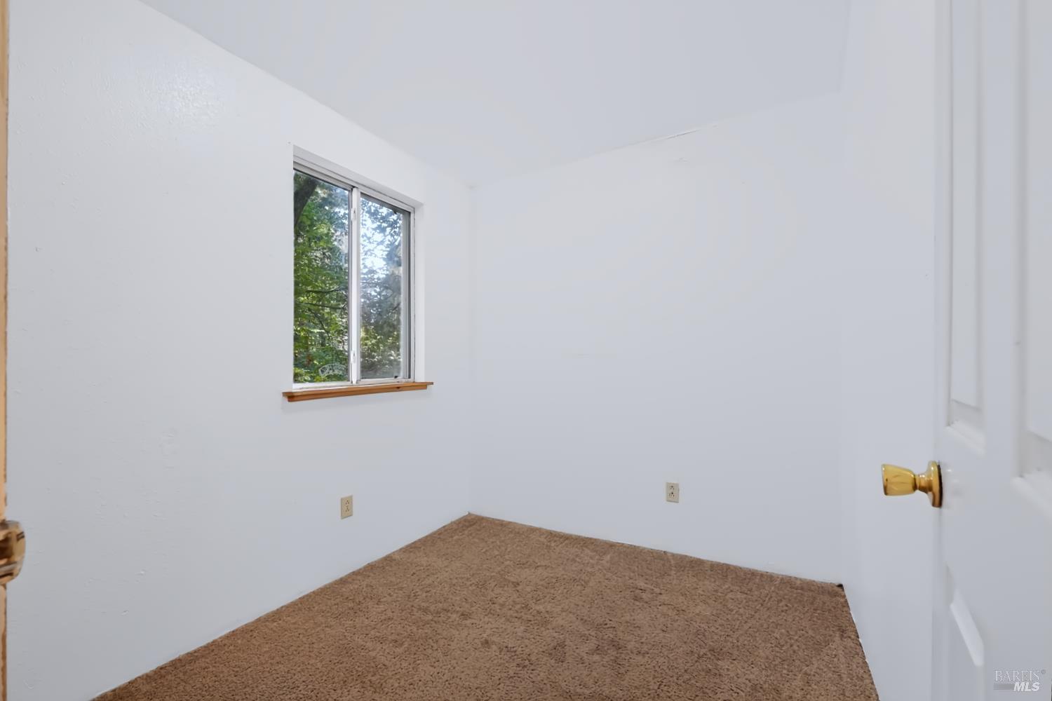 88 Railroad Avenue