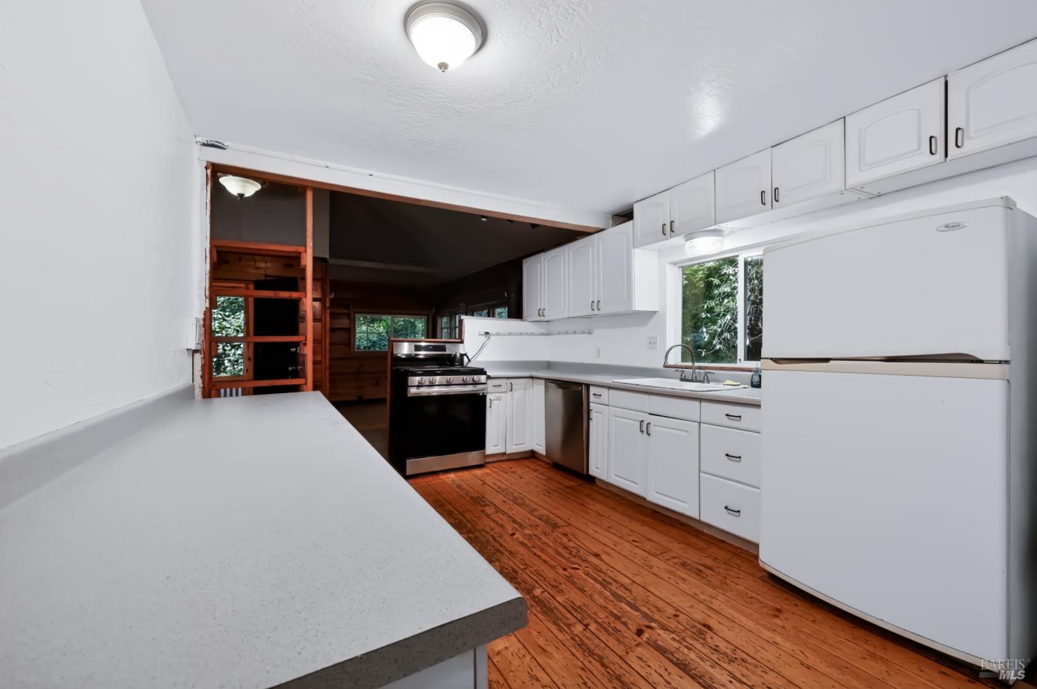 88 Railroad Avenue