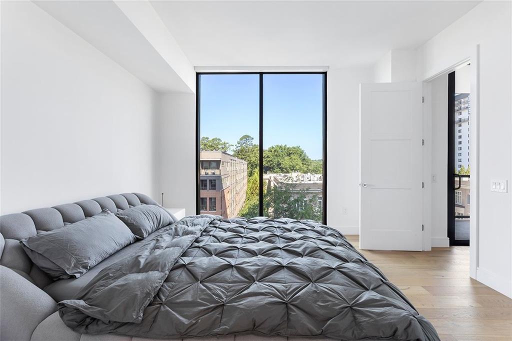 2425 Peachtree Road NE Unit 612