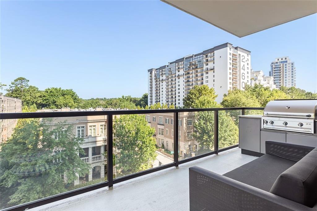 2425 Peachtree Road NE Unit 612