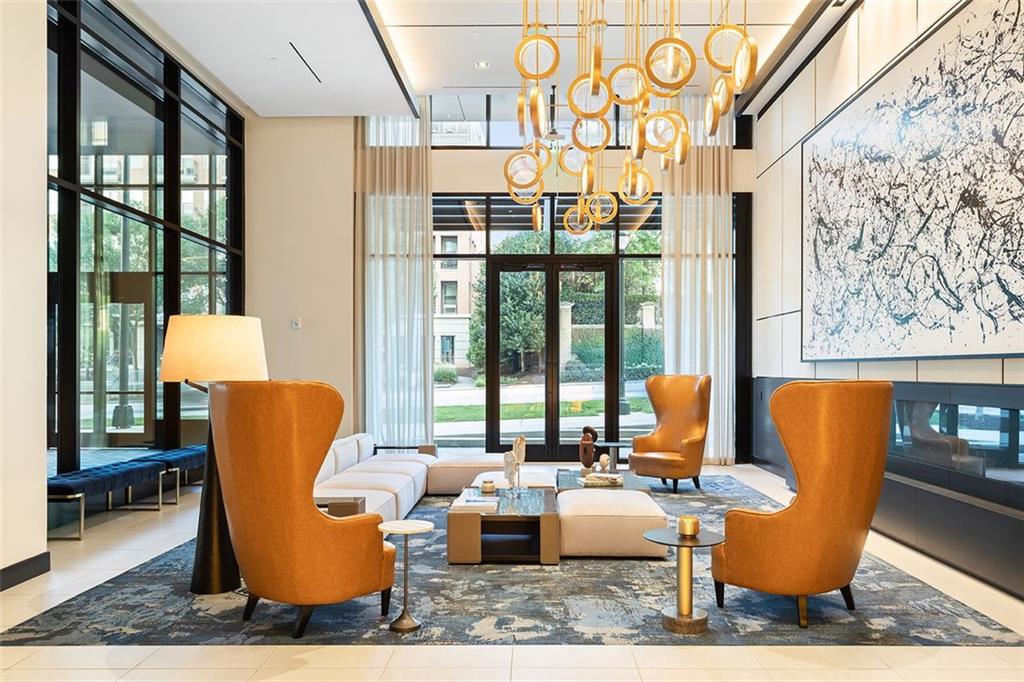 2425 Peachtree Road NE Unit 612