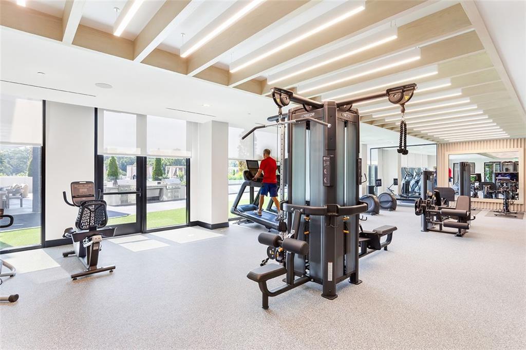 2425 Peachtree Road NE Unit 612