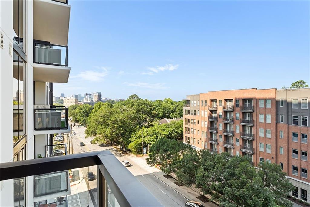 2425 Peachtree Road NE Unit 612