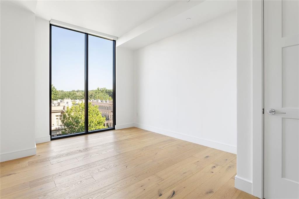 2425 Peachtree Road NE Unit 612