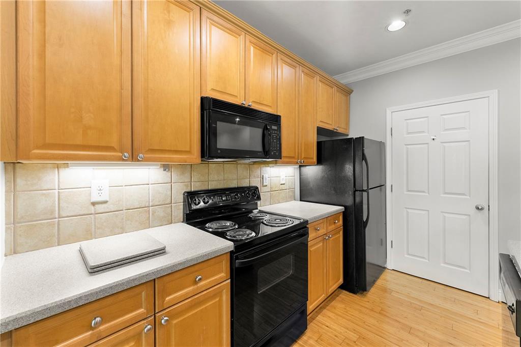 4201 Stratford Commons