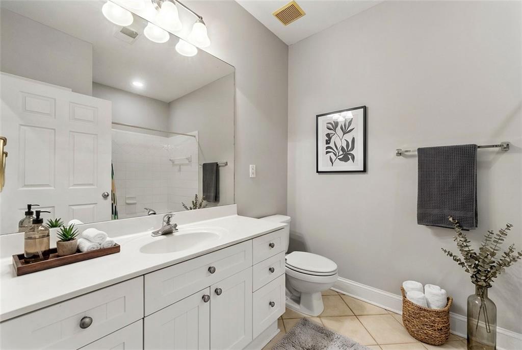 4201 Stratford Commons