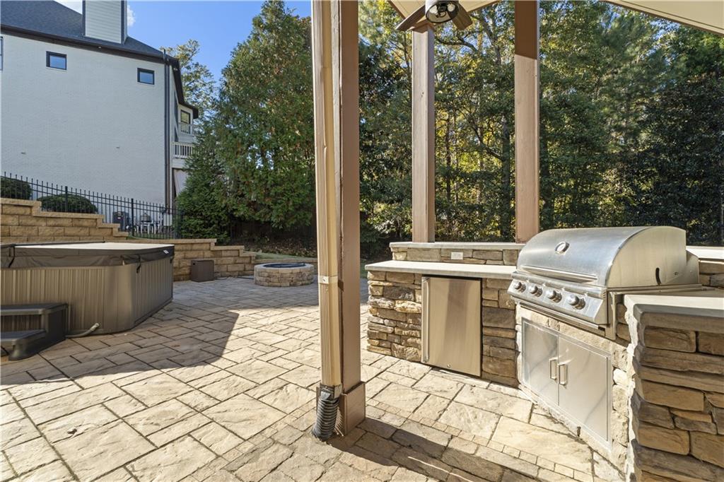 5124 Parkwood Oaks Lane