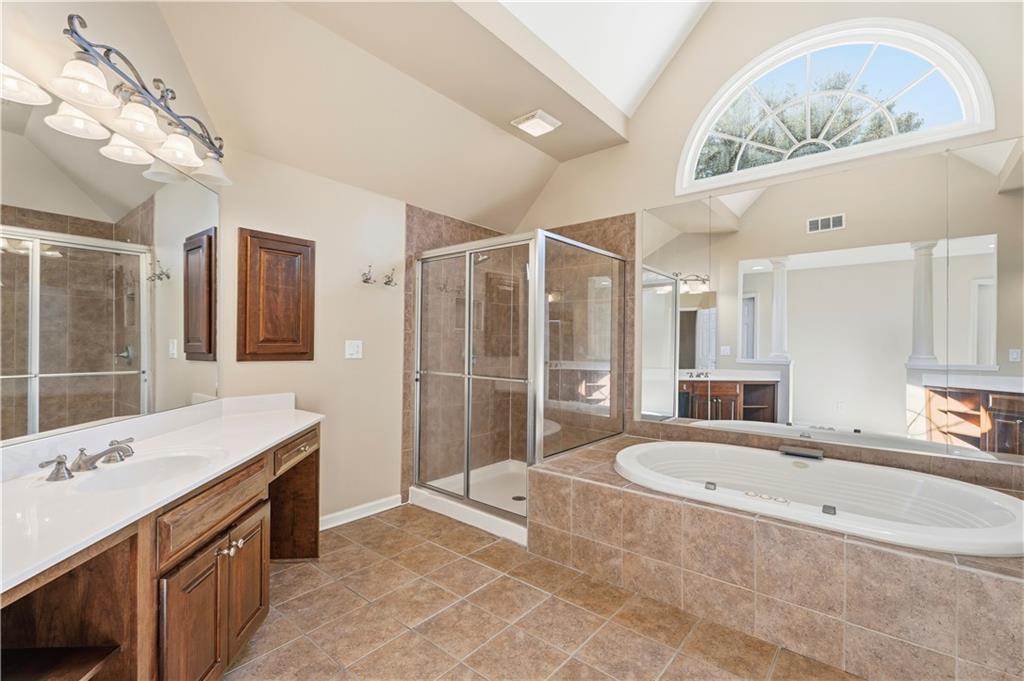 5124 Parkwood Oaks Lane