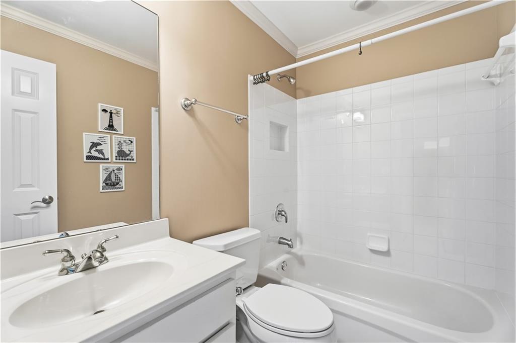 5124 Parkwood Oaks Lane