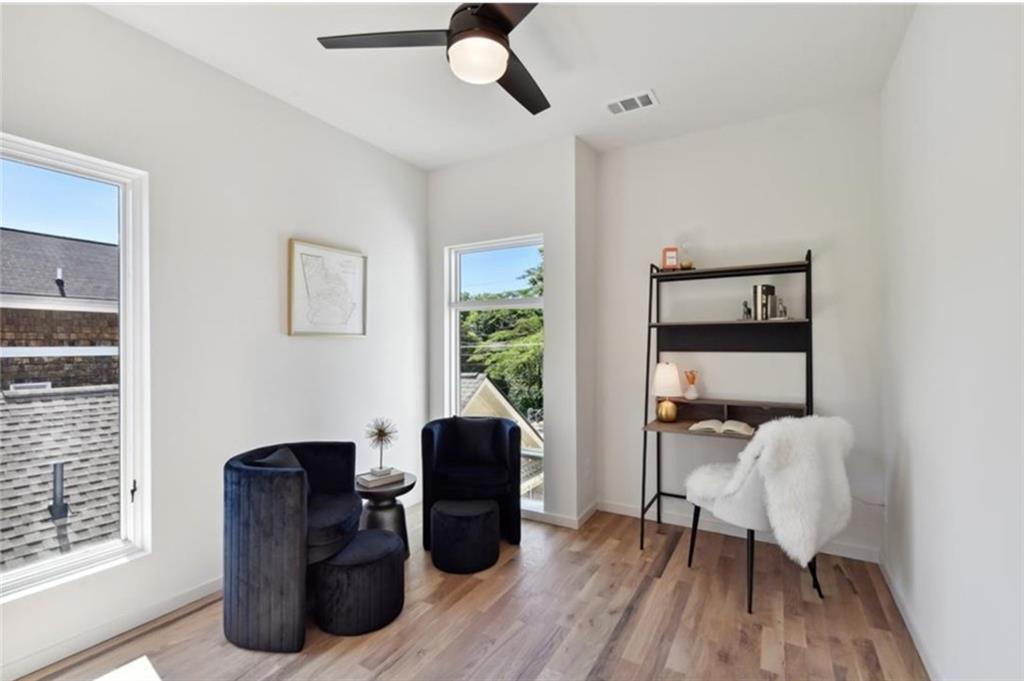 536 Highland Avenue NE Unit B