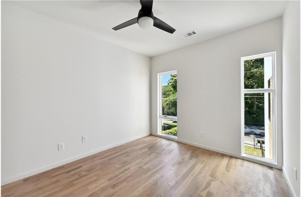 536 Highland Avenue NE Unit B