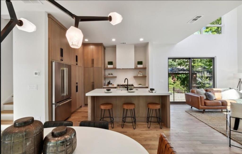 536 Highland Avenue NE Unit B