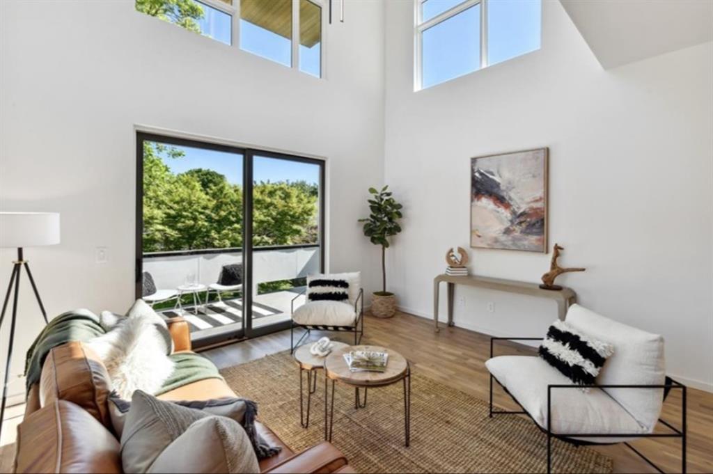 536 Highland Avenue NE Unit B