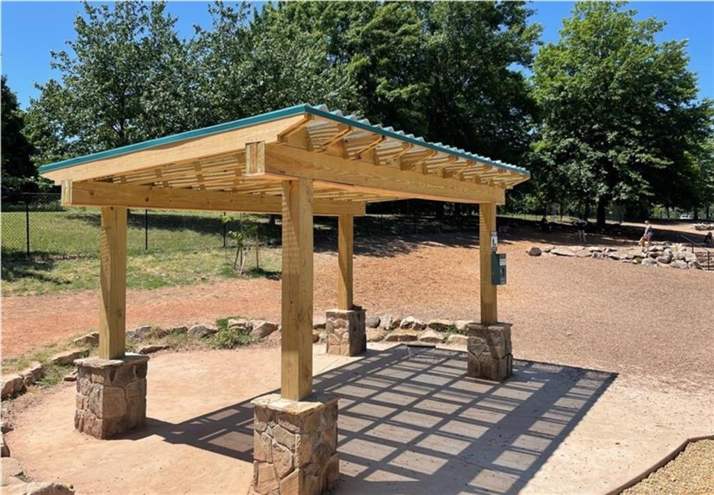 536 Highland Avenue NE Unit B