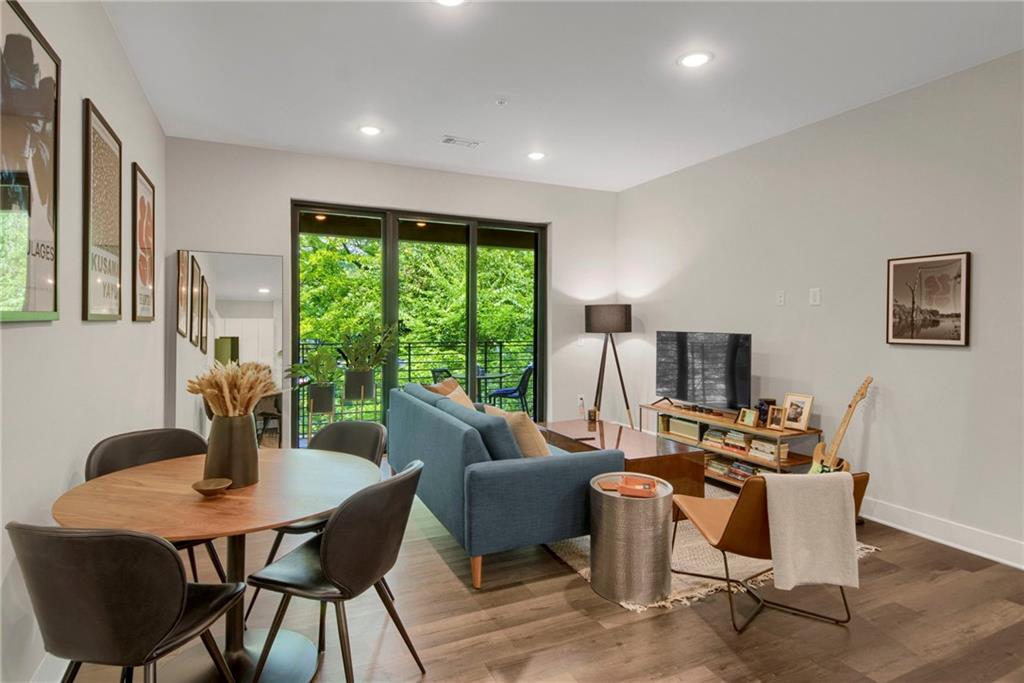 112 Rogers Street NE Unit 305