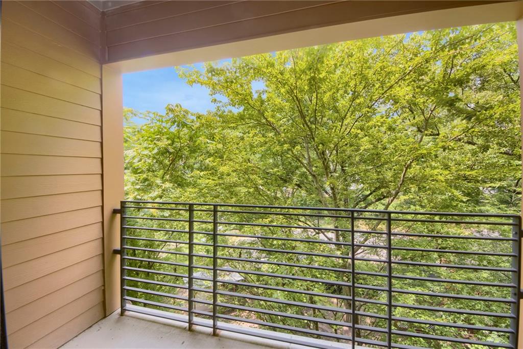 112 Rogers Street NE Unit 305