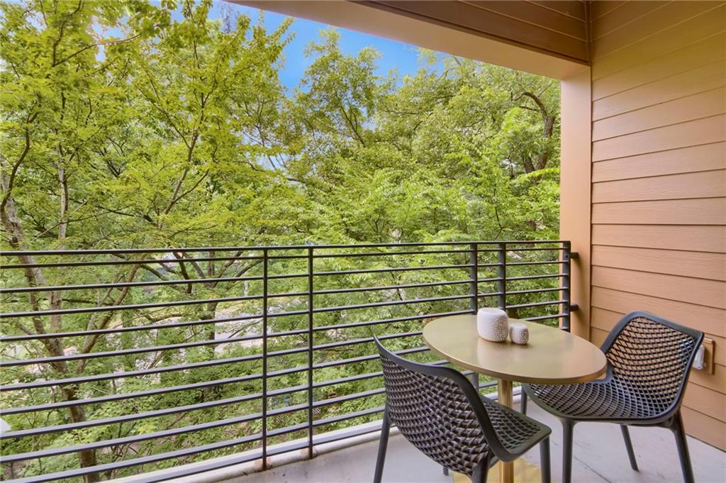 112 Rogers Street NE Unit 305