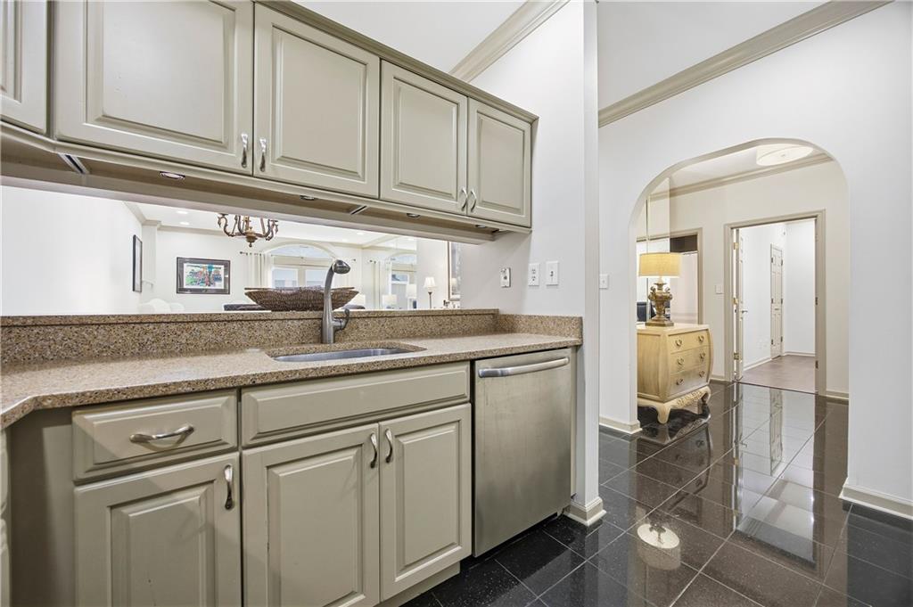 2499 Peachtree Road NE Unit 108