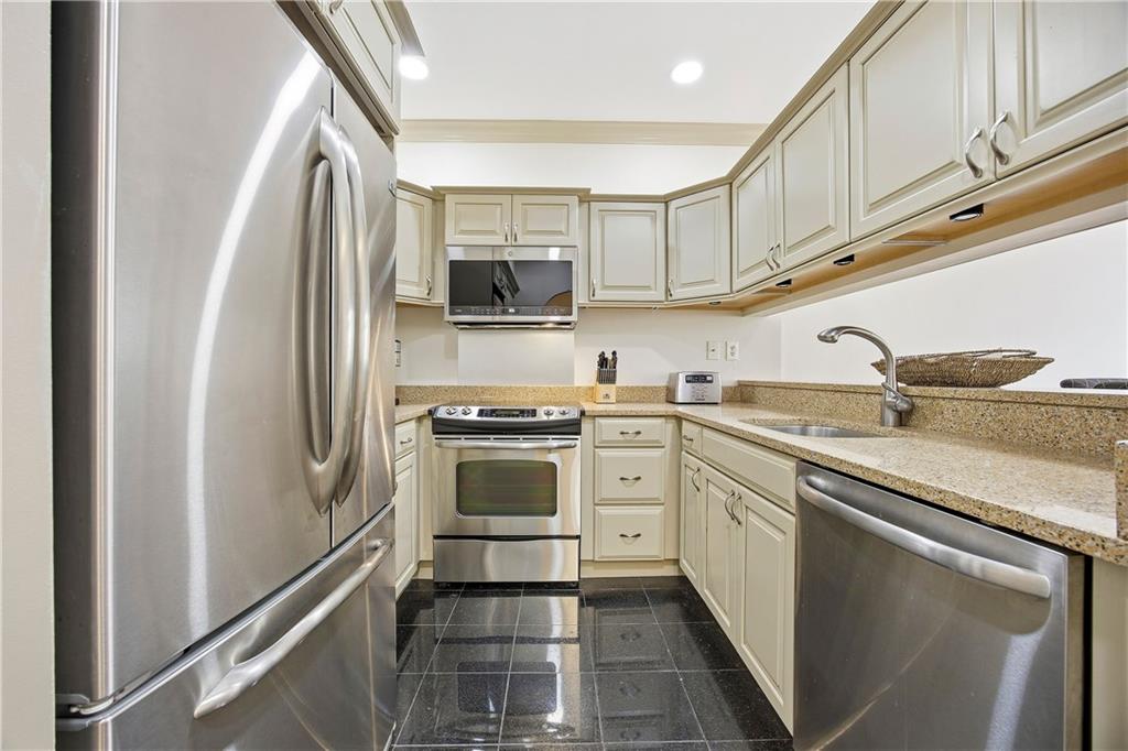 2499 Peachtree Road NE Unit 108