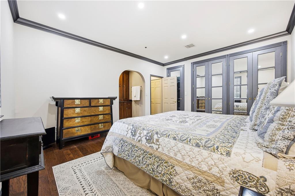 2499 Peachtree Road NE Unit 108