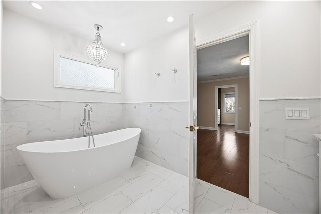 3 Alston Place NE