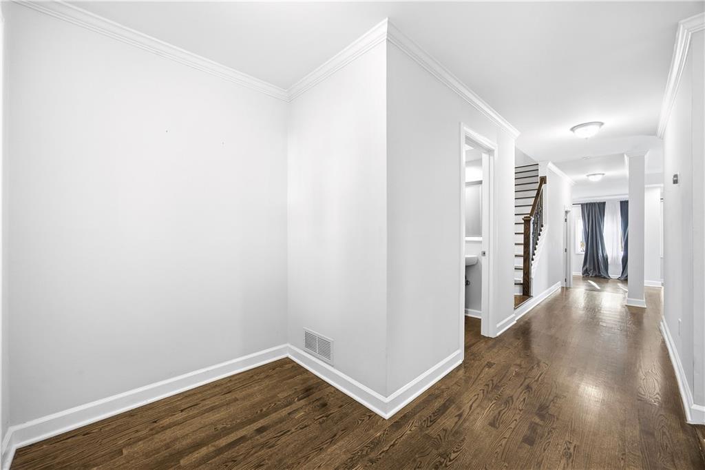 3 Alston Place NE