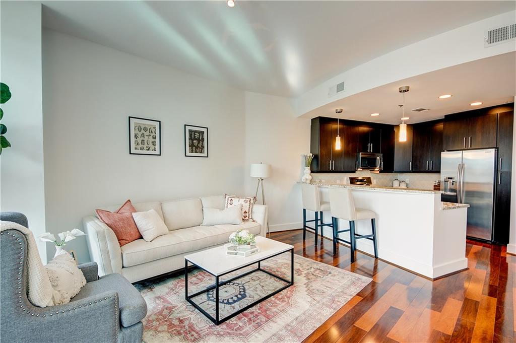 1080 Peachtree Street NE Unit 1813