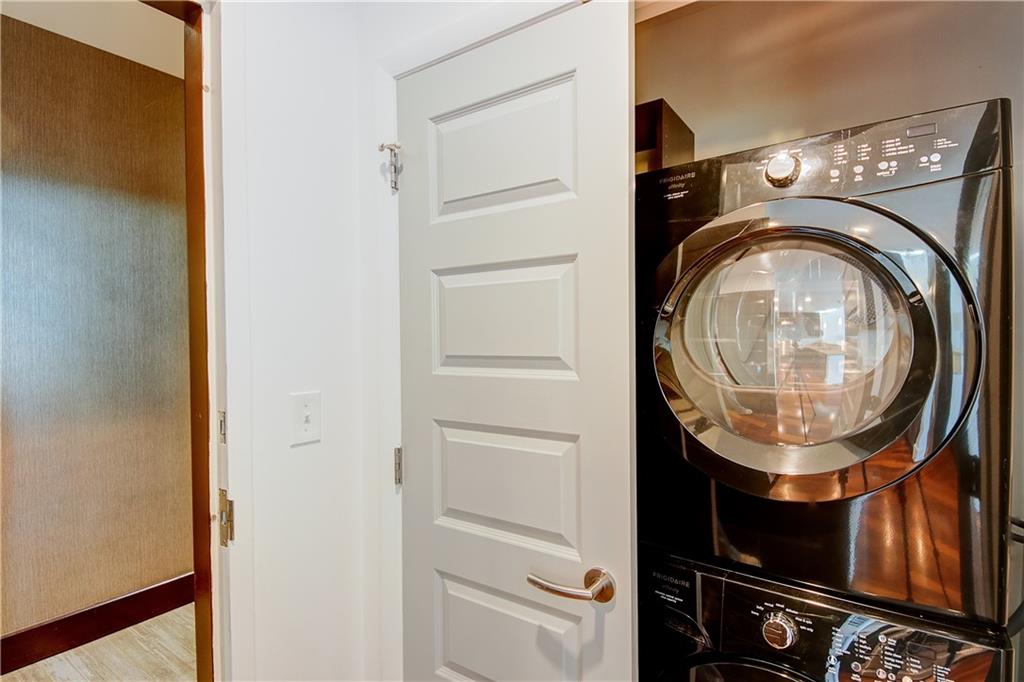 1080 Peachtree Street NE Unit 1813