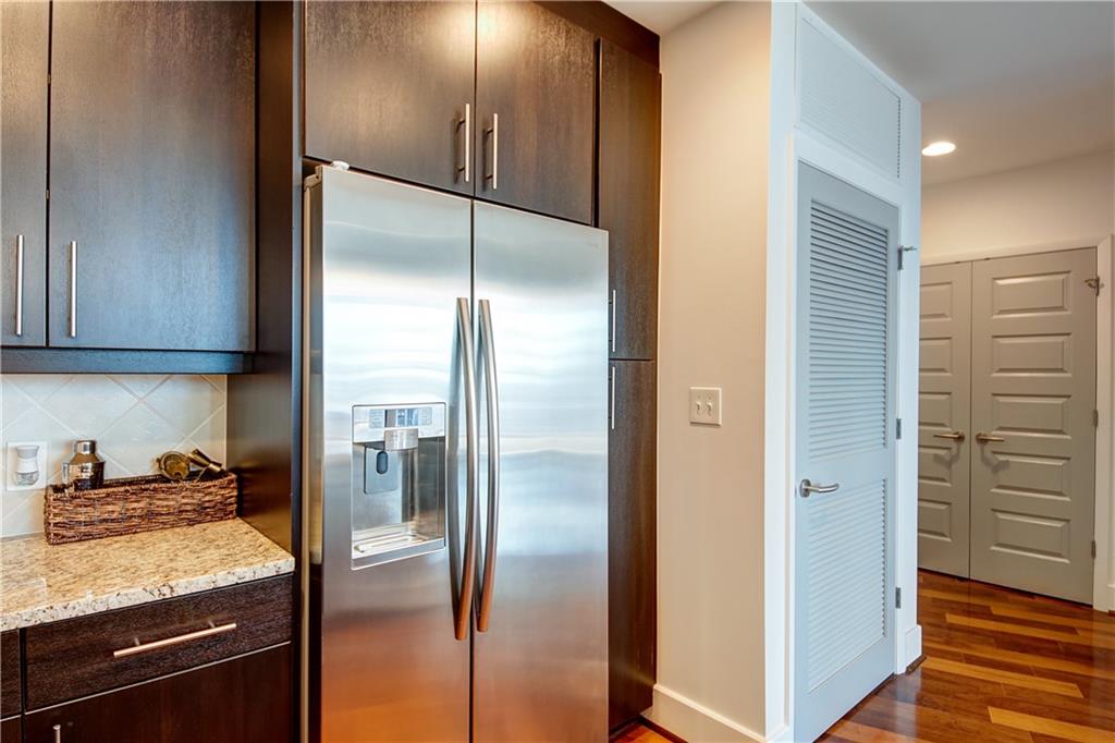 1080 Peachtree Street NE Unit 1813