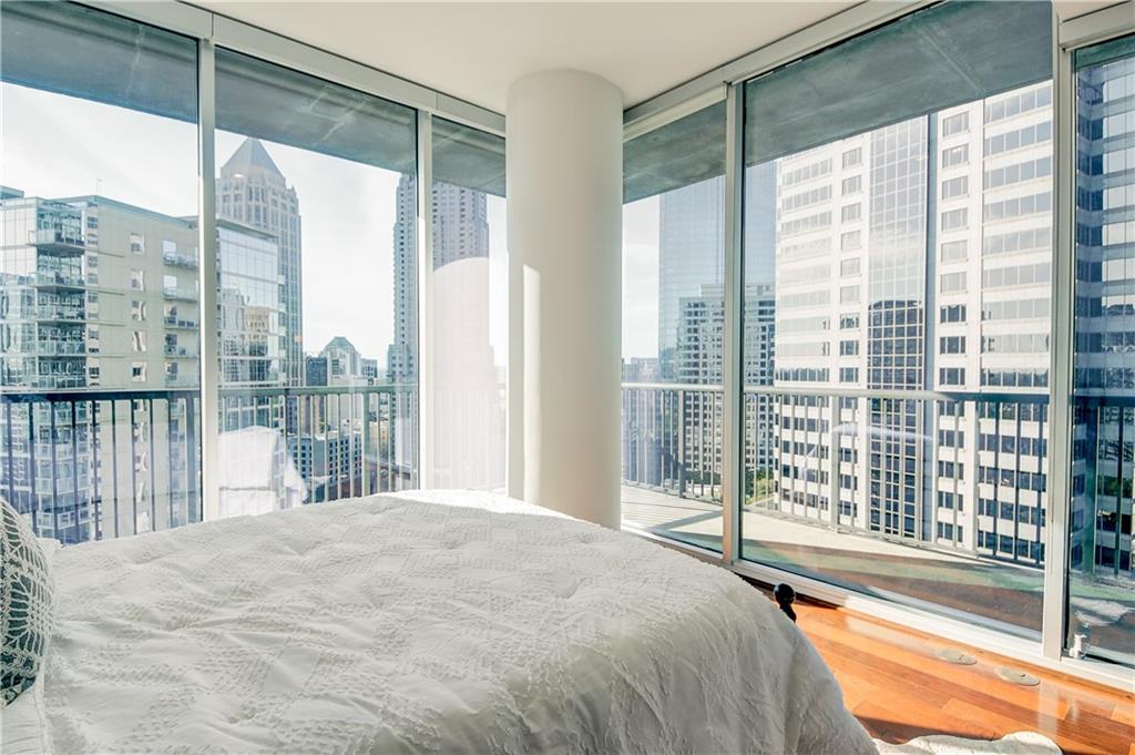 1080 Peachtree Street NE Unit 1813