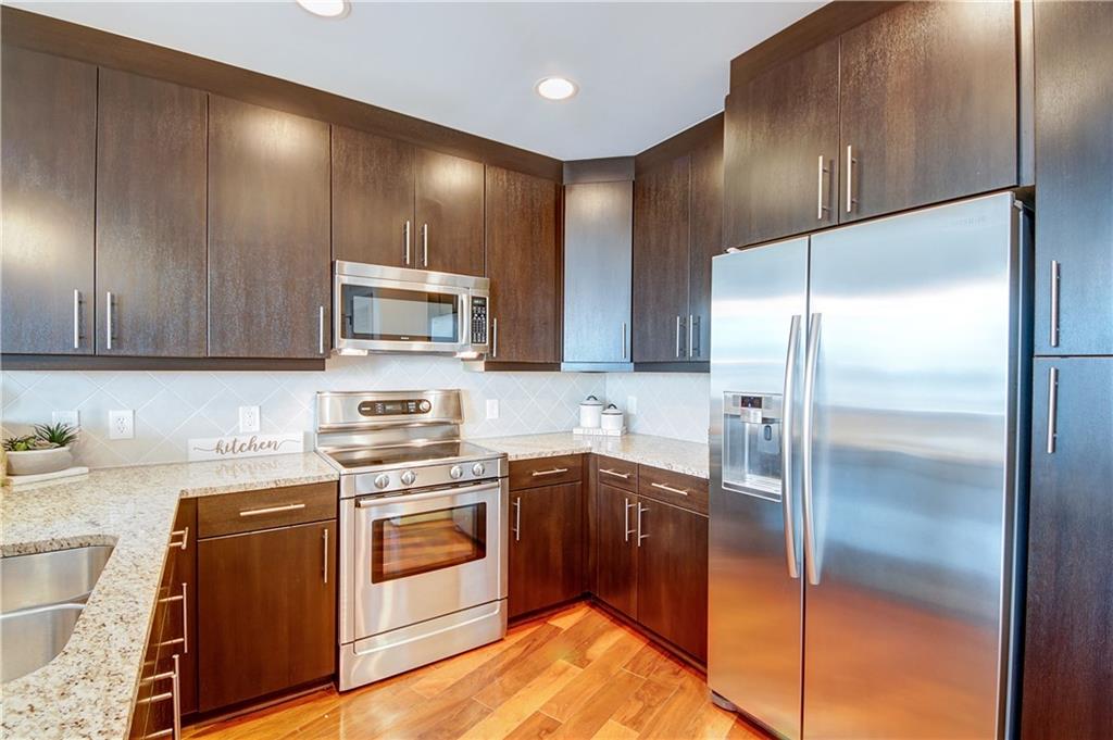 1080 Peachtree Street NE Unit 1813