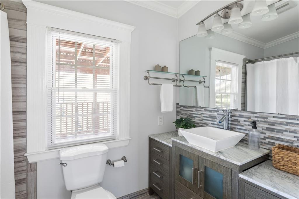 402 Georgia Avenue SE