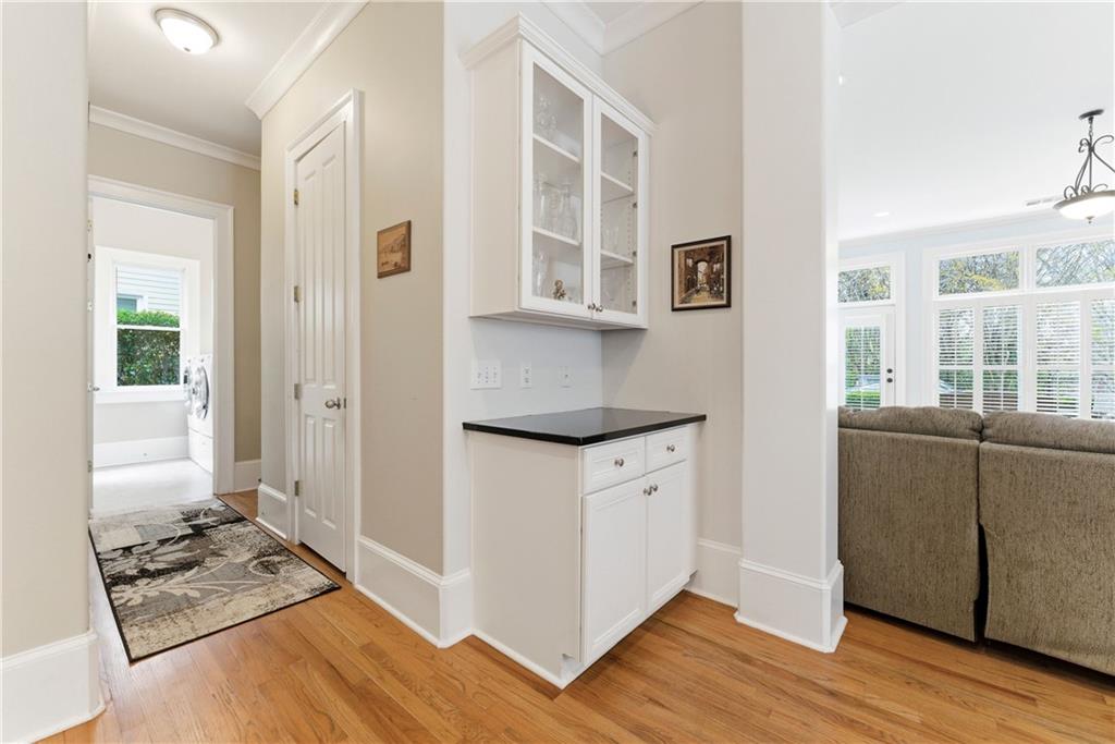 501 Carter Avenue SE