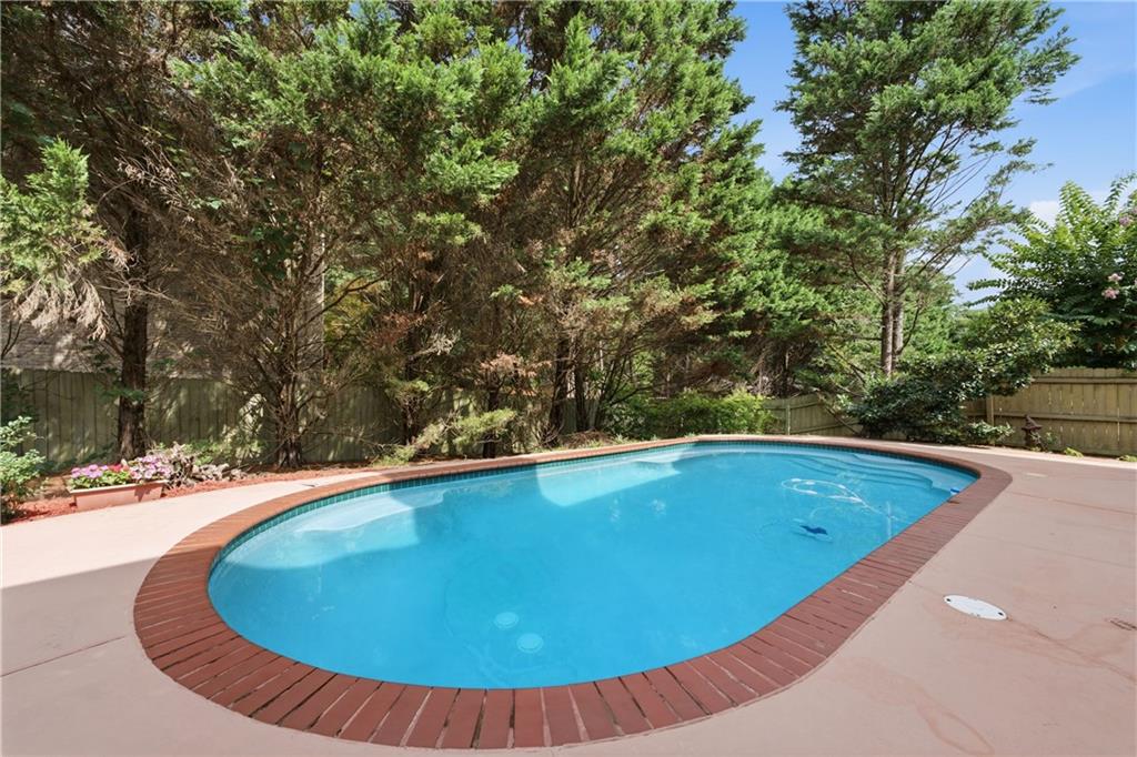 1776 Lavista Oaks Drive