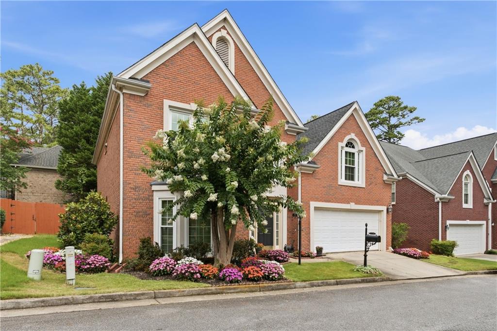 1776 Lavista Oaks Drive