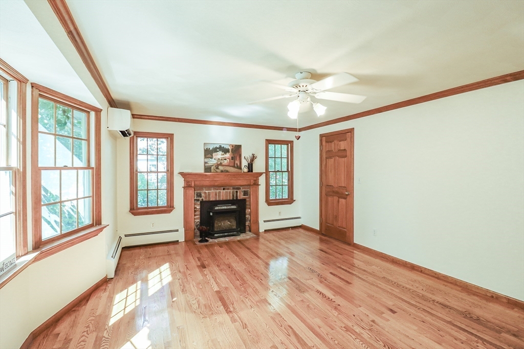 14 Raymond Drive