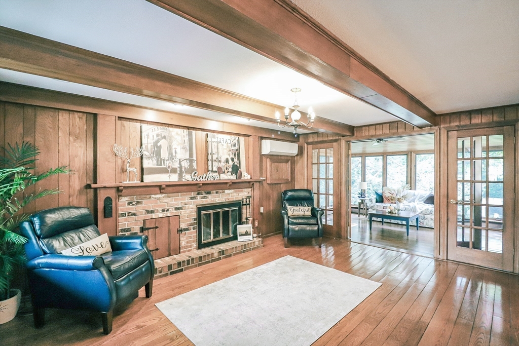14 Raymond Drive