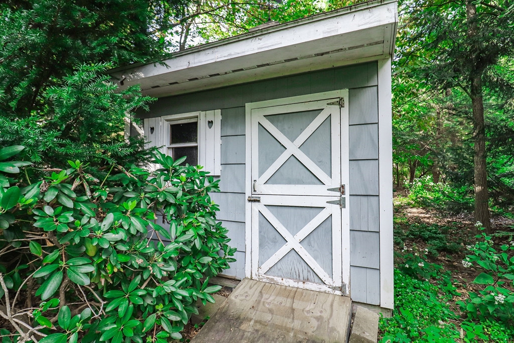 14 Raymond Drive