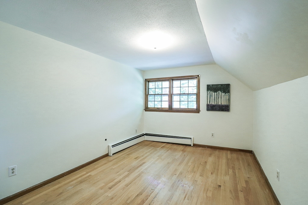 14 Raymond Drive