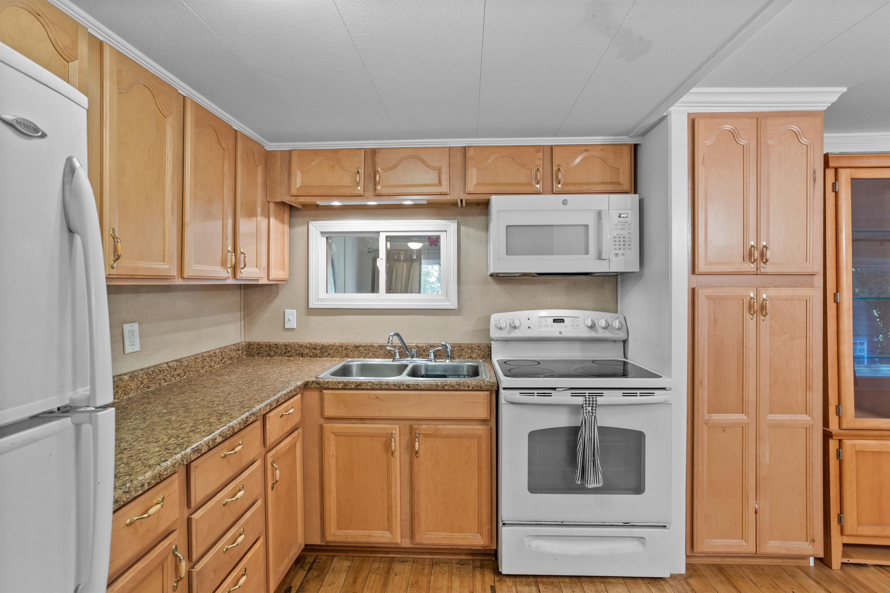 2 Trout Brook Drive